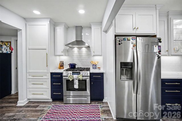1528 S Point Road, Belmont, NC 28012