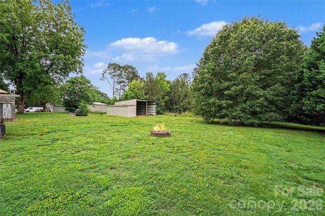 1528 S Point Road, Belmont, NC 28012