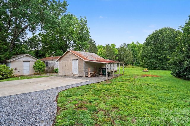 1528 S Point Road, Belmont, NC 28012