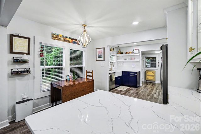 1528 S Point Road, Belmont, NC 28012