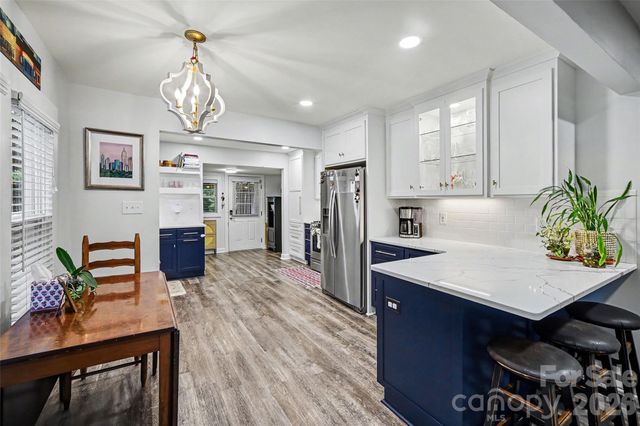 1528 S Point Road, Belmont, NC 28012