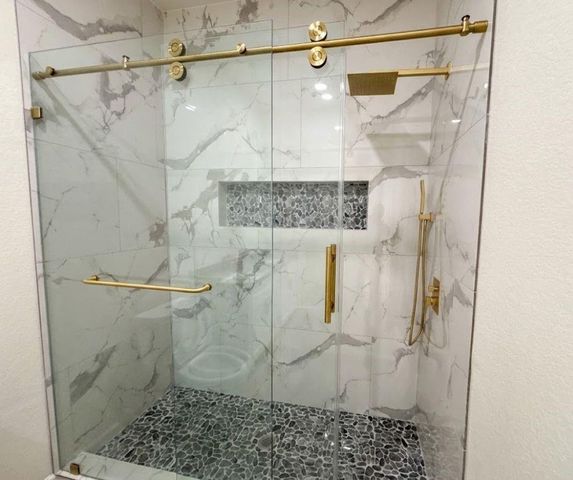 107 County Road 3372, Cleveland, TX 77327