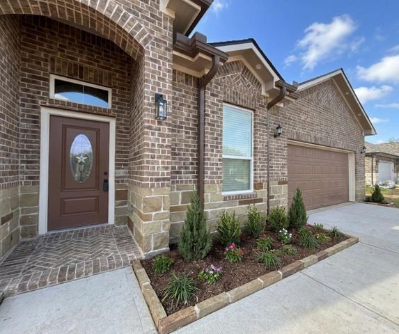 107 County Road 3372, Cleveland, TX 77327