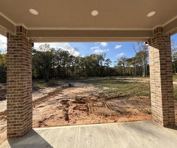 107 County Road 3372, Cleveland, TX 77327