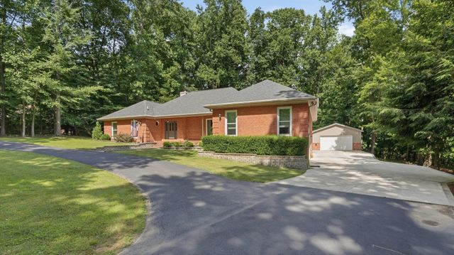 419 Laurel Crown Rd, Manchester, TN 37355