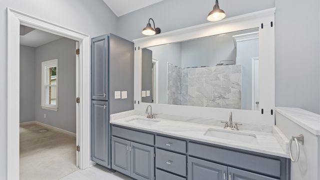419 Laurel Crown Rd, Manchester, TN 37355