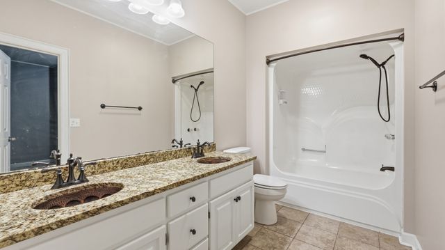419 Laurel Crown Rd, Manchester, TN 37355