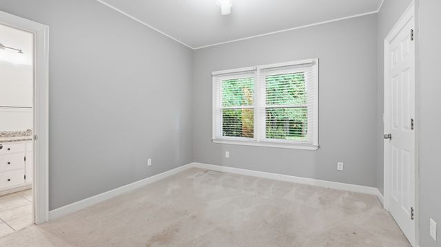 419 Laurel Crown Rd, Manchester, TN 37355