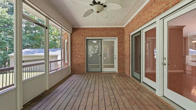 419 Laurel Crown Rd, Manchester, TN 37355