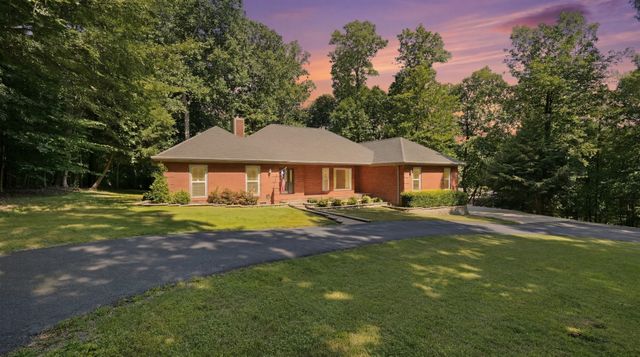 419 Laurel Crown Rd, Manchester, TN 37355
