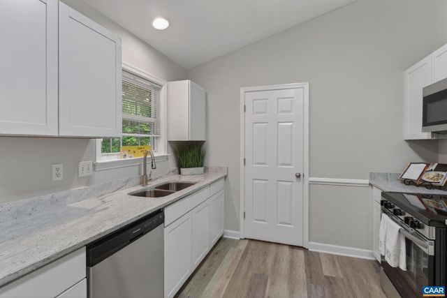 8 JENNINGS DR, Palmyra, VA 22963