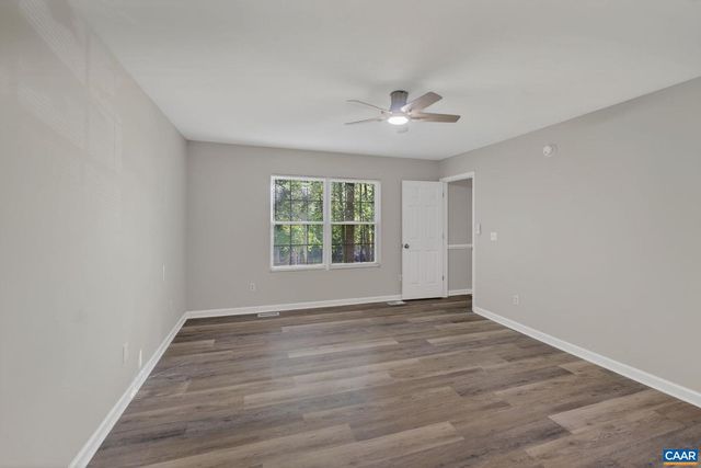 8 JENNINGS DR, Palmyra, VA 22963