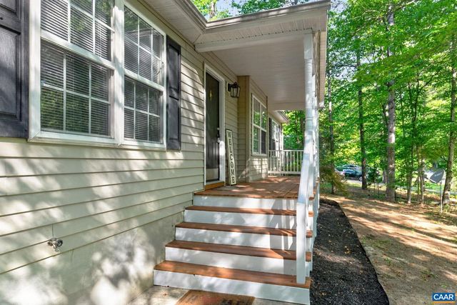 8 JENNINGS DR, Palmyra, VA 22963