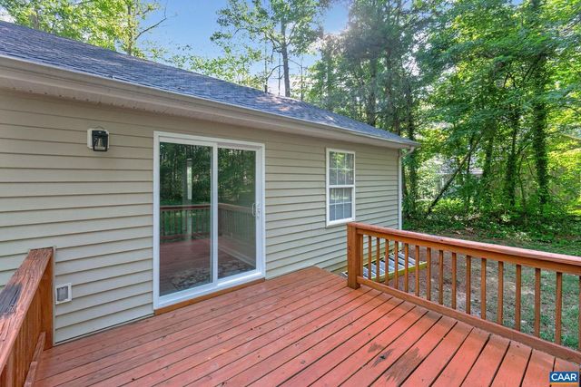 8 JENNINGS DR, Palmyra, VA 22963