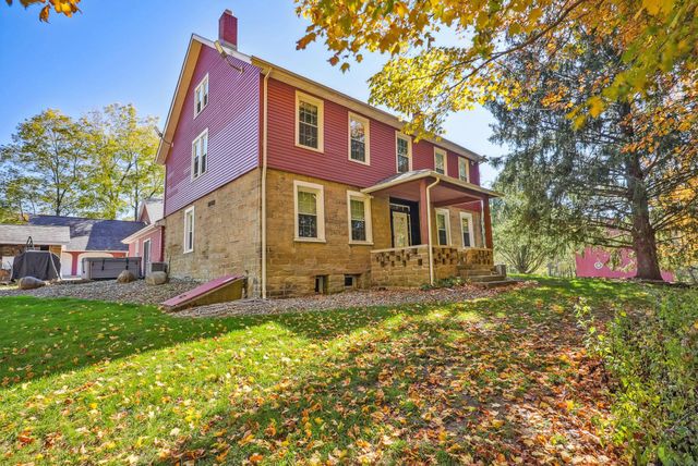 1444 Blue Jay Road, Heath, OH 43056