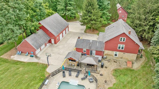 1444 Blue Jay Road, Heath, OH 43056