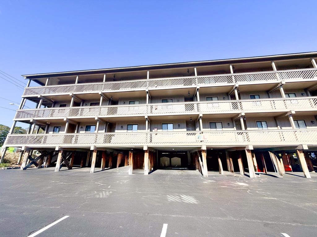 202 Maison Dr Apt L104, Myrtle Beach, SC 29572