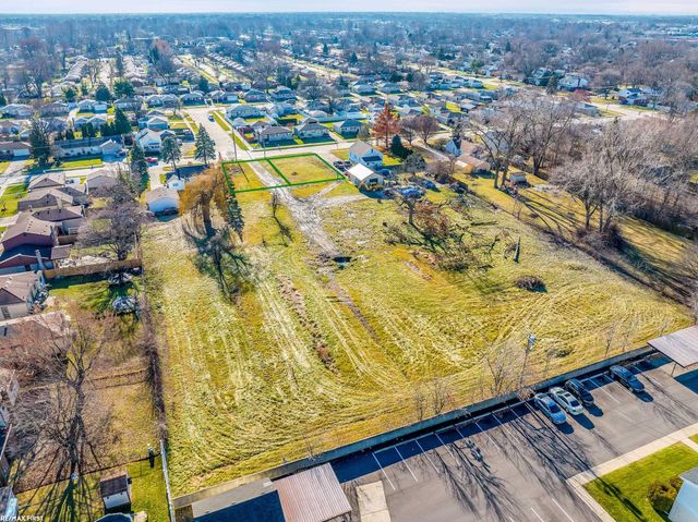 18905 VOILAND Street, Roseville, MI 48066