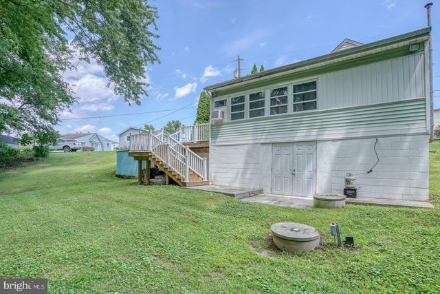 25 LOCUST ST, Earleville, MD 21919