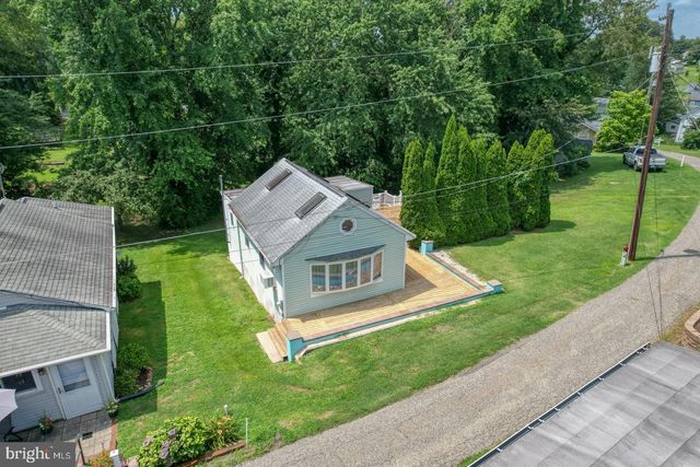 25 LOCUST ST, Earleville, MD 21919
