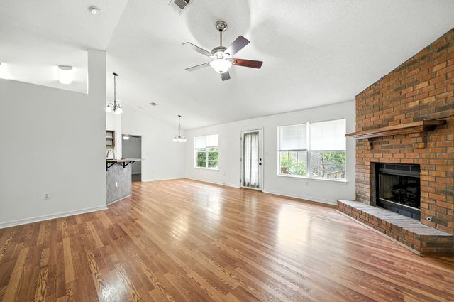 5315 Whitney Court, Crestview, FL 32536