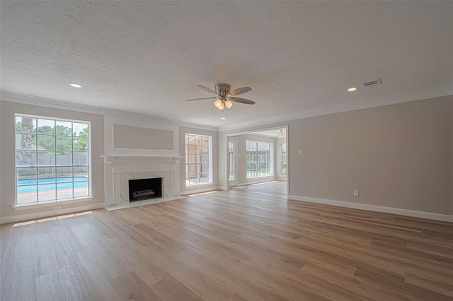 7419 Foxton Place Court, Houston, TX 77095