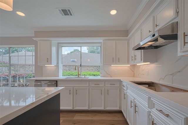 7419 Foxton Place Court, Houston, TX 77095