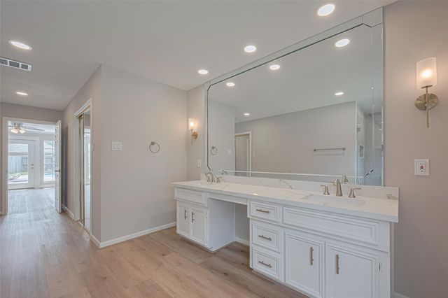 7419 Foxton Place Court, Houston, TX 77095