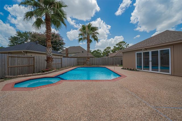 7419 Foxton Place Court, Houston, TX 77095