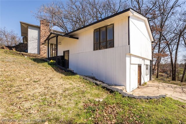 1106 N 21st Street, Van Buren, AR 72956