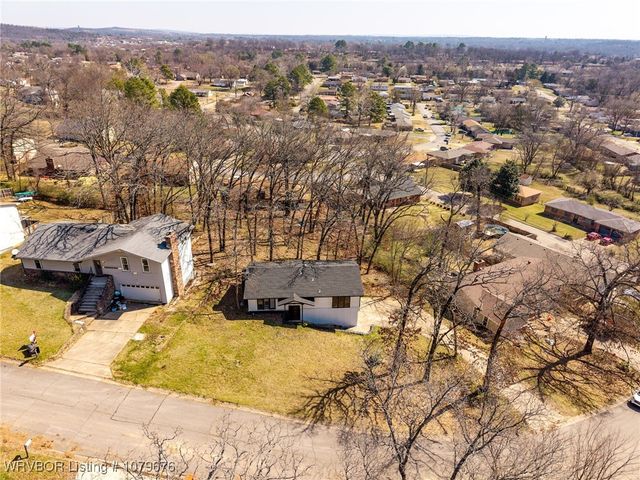 1106 N 21st Street, Van Buren, AR 72956
