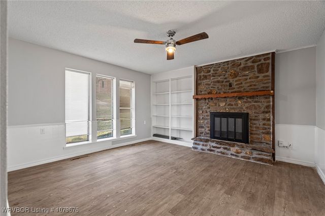 1106 N 21st Street, Van Buren, AR 72956