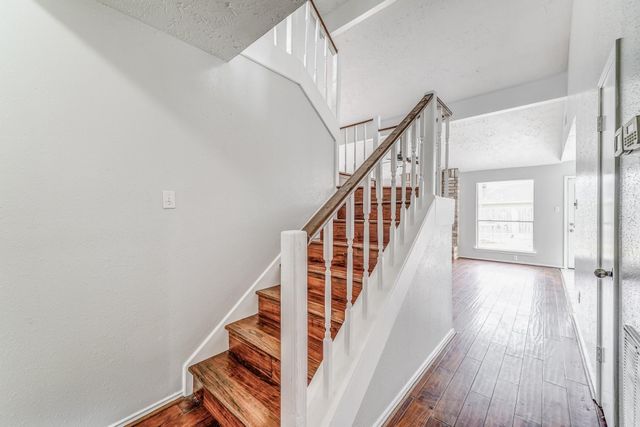 1916 Woodland Hills Drive, Missouri City, TX 77489