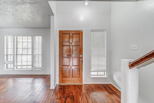 1916 Woodland Hills Drive, Missouri City, TX 77489