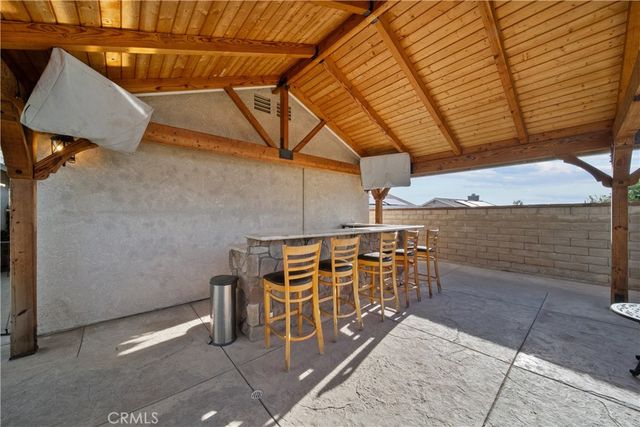 22515 Honnold Drive, Saugus, CA 91350