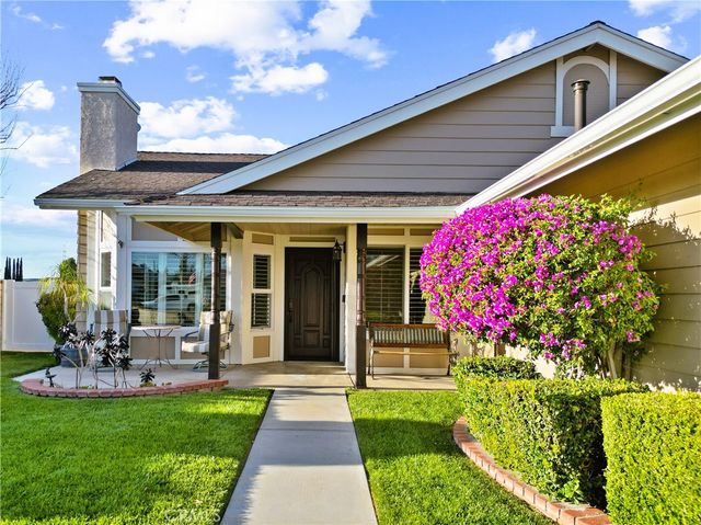 22515 Honnold Drive, Saugus, CA 91350