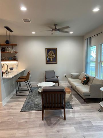 3000 Prado ST B, Austin, TX 78702