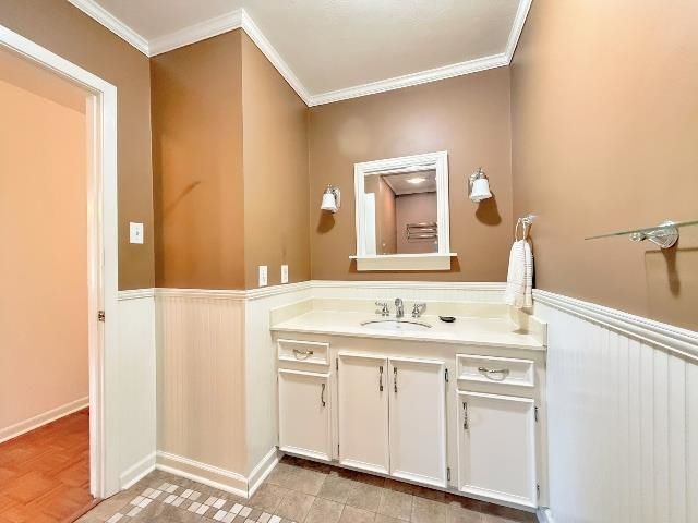 200 Pamela Place, Thibodaux, LA 70301