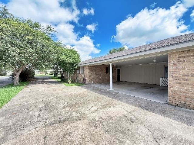 200 Pamela Place, Thibodaux, LA 70301
