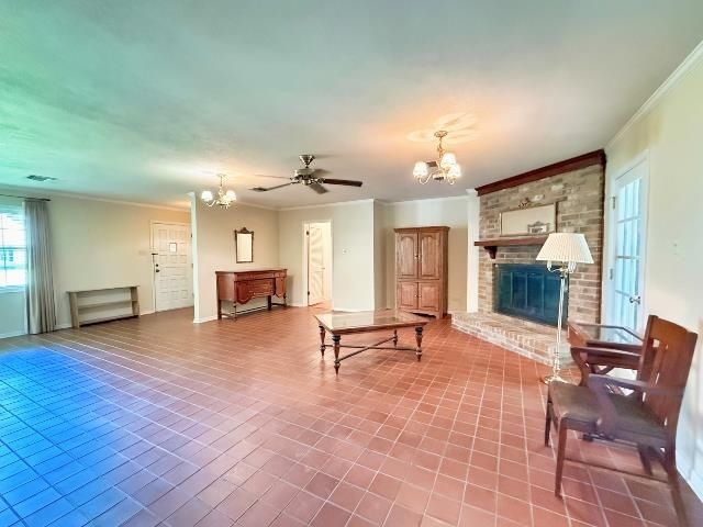 200 Pamela Place, Thibodaux, LA 70301