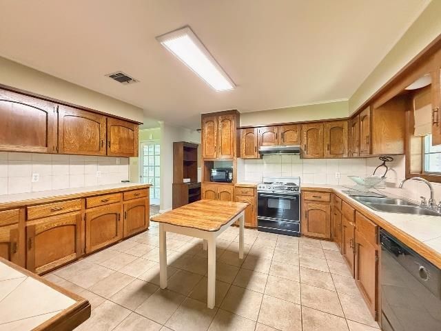200 Pamela Place, Thibodaux, LA 70301