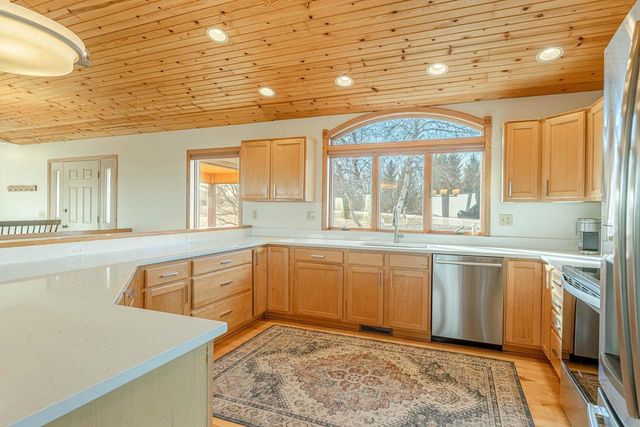 N8875 Blue Vista Lane, New Glarus, WI 53574