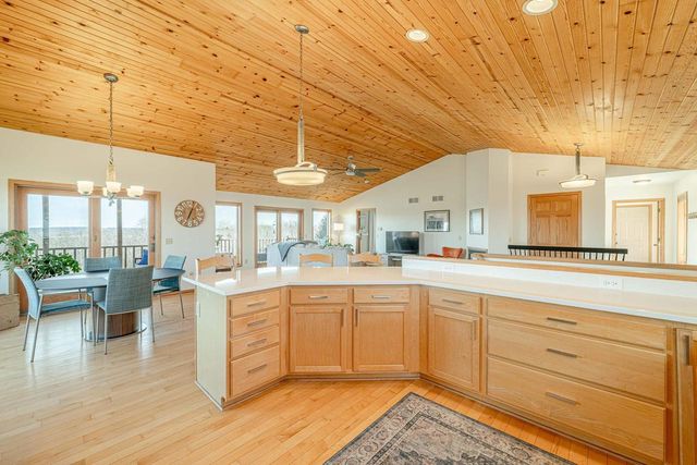 N8875 Blue Vista Lane, New Glarus, WI 53574