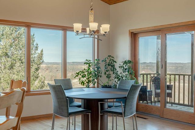 N8875 Blue Vista Lane, New Glarus, WI 53574