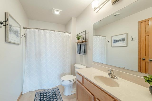 N8875 Blue Vista Lane, New Glarus, WI 53574