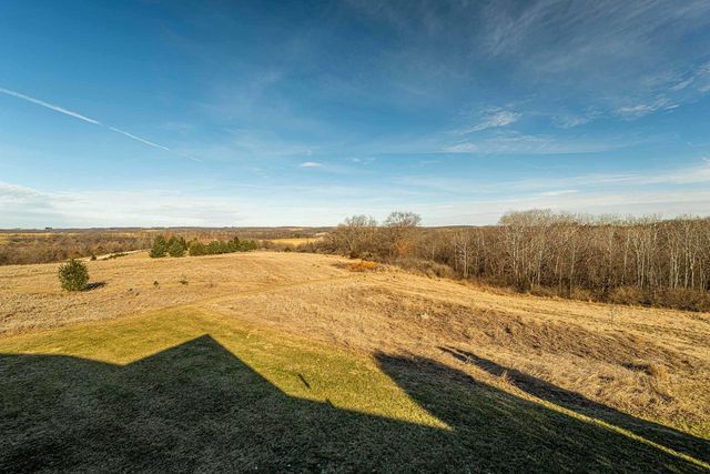 N8875 Blue Vista Lane, New Glarus, WI 53574