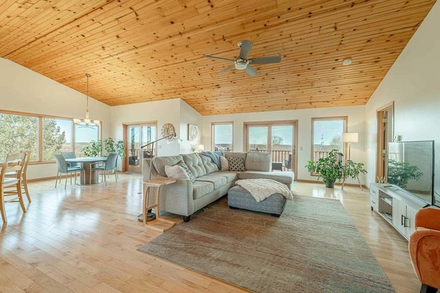 N8875 Blue Vista Lane, New Glarus, WI 53574