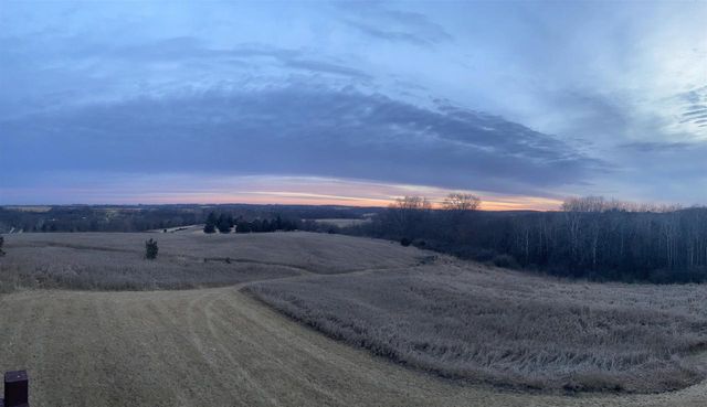 N8875 Blue Vista Lane, New Glarus, WI 53574