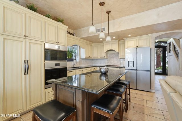 12470 PASEO LAGO Drive, El Paso, TX 79928