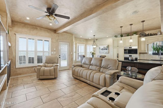 12470 PASEO LAGO Drive, El Paso, TX 79928